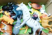 Learn Colors With Giant Box of Toys Zoo Animals Animals Surprises Toy ... How To Find Cheap Flights Easily